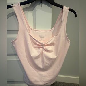 Trendy Queen pale pink crop tank medium
